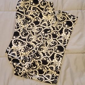 LuLaRoe Skull Leggings TC NWOT